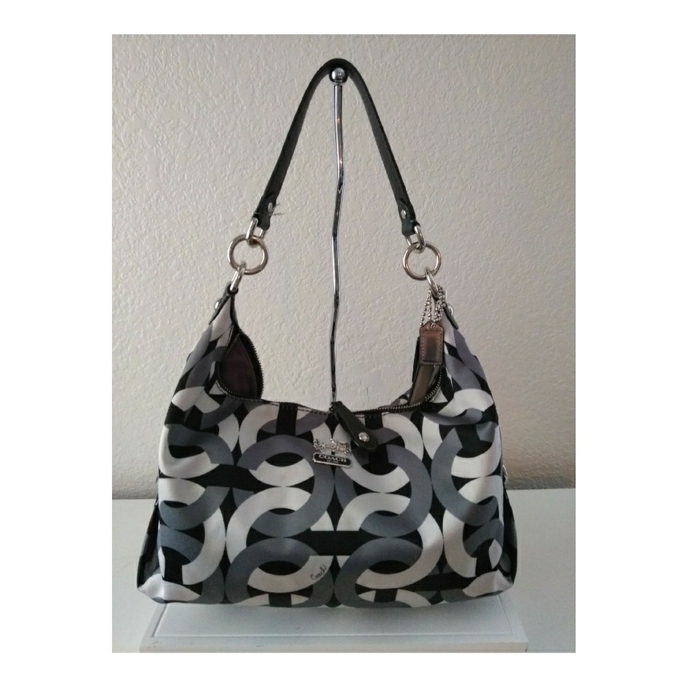👛💕 Coach Signature OP Art Madison Hobo Bag